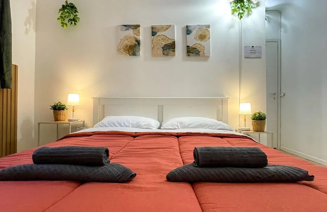Home In Town - Home In City Life Near San Siro Stadium-1