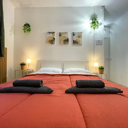 Home In Town - Home In City Life Near San Siro Stadium-2